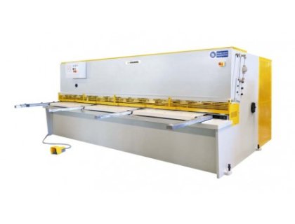 Hydraulické gilotinové nůžky CHS